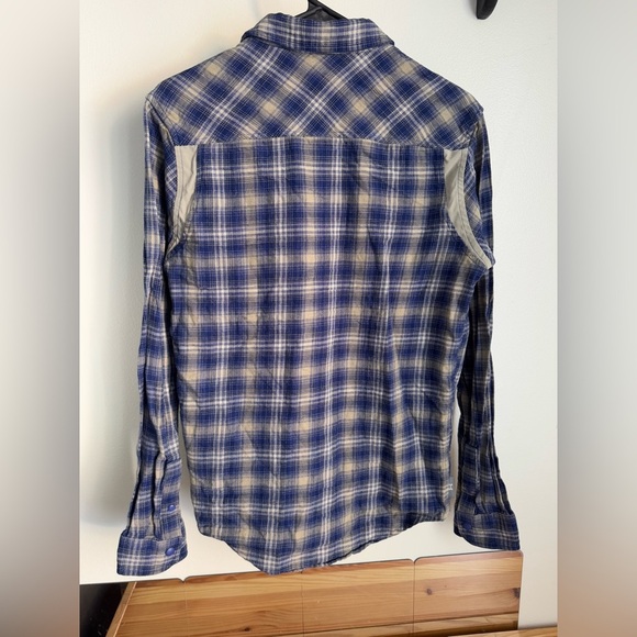 Under Armour plaid button down shirt - Picture 5 of 5